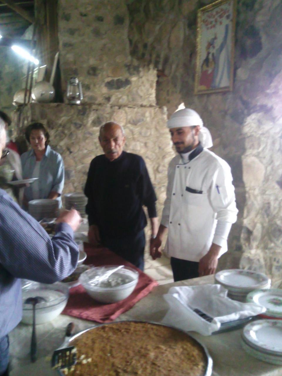 Trajan Guest House Al-Mughayer Exterior foto